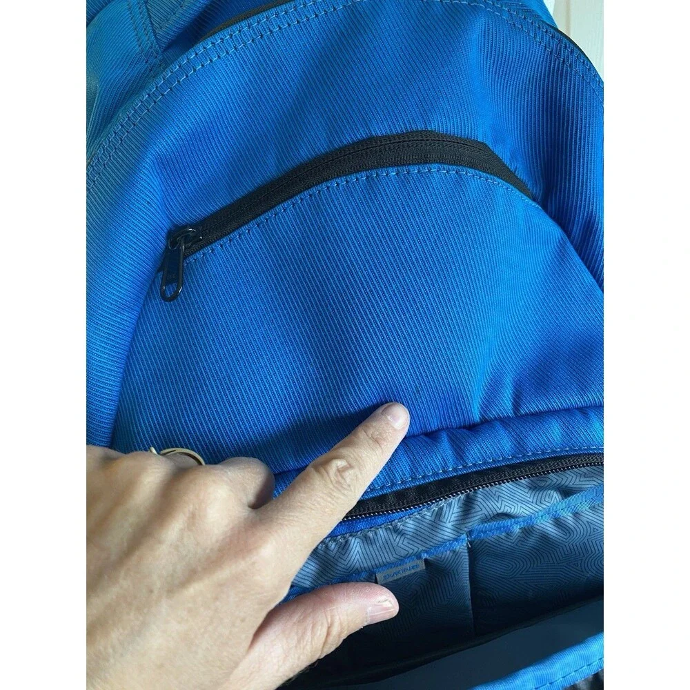 Dakine Blue Laptop Backpack School Travel Daypack Multi Pocket Blue Black 33L